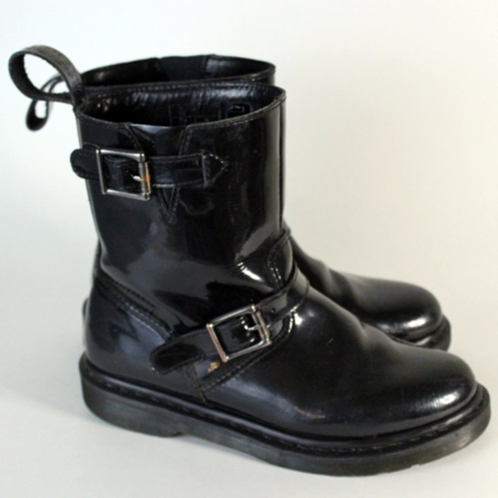 Dr. Marten Engineer Boots | Doc Martens VI